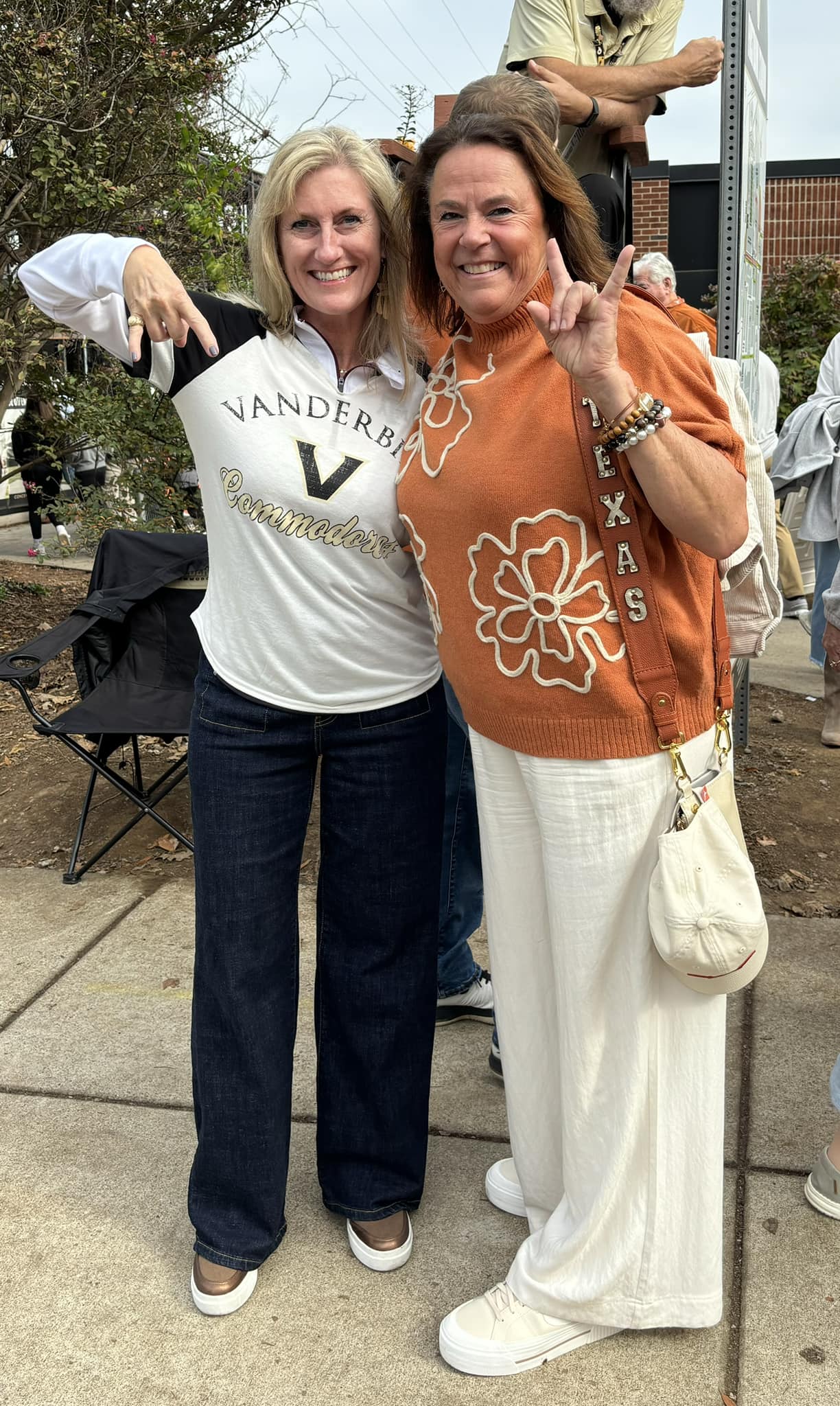 OUR HISTORY AUSTIN JUNIOR FORUM visual data 7